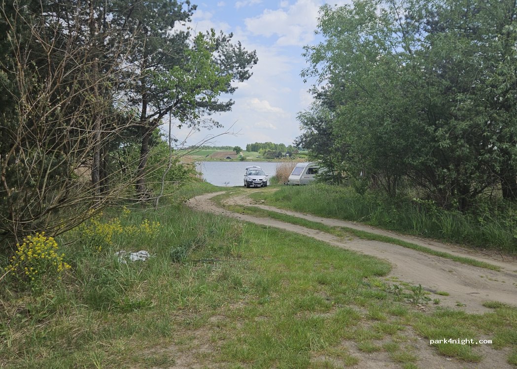 (26-650) Domaniów - — foto