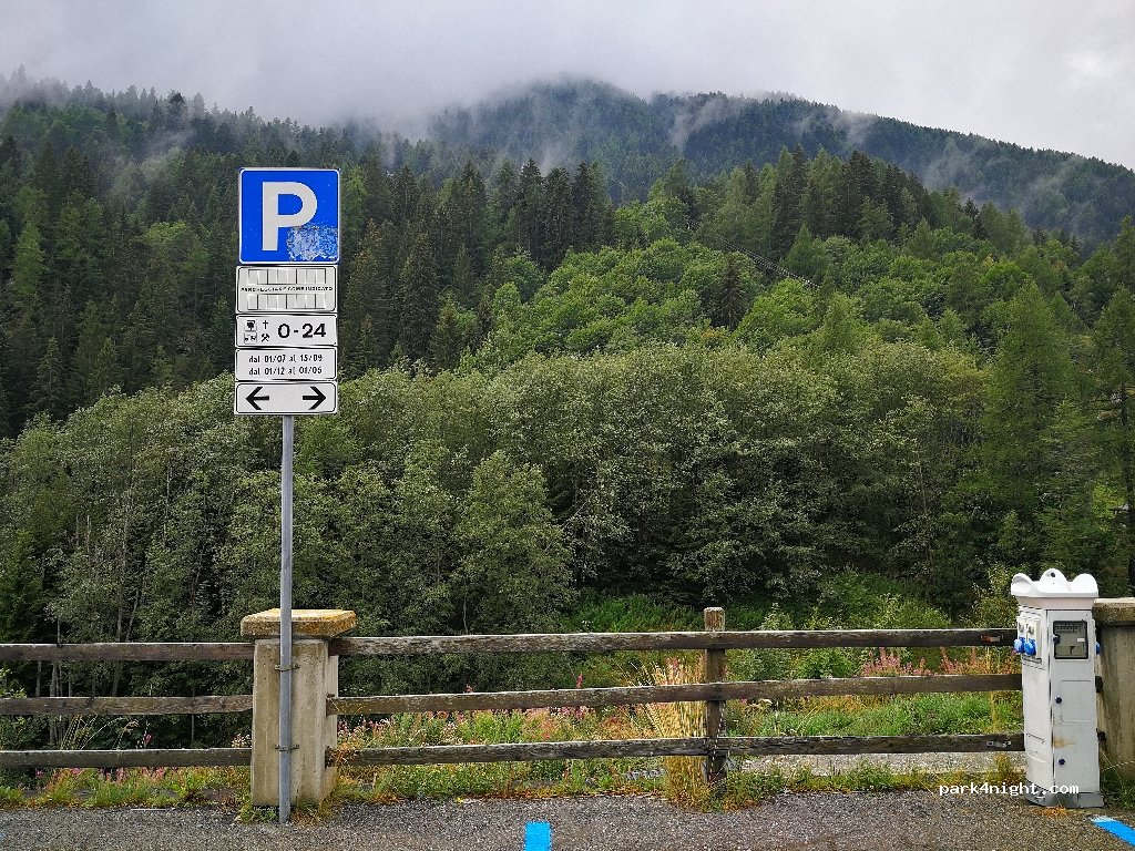Parcheggio Camper Gressoney Saint Jean — foto
