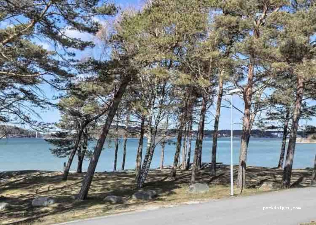 (444 55) Kåkenäs - Länsväg 160 — foto