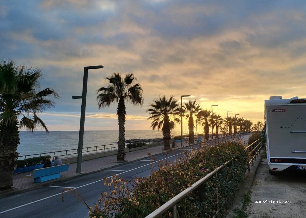 (18010) Santo Stefano a mare - Marina di Aregai — foto 3