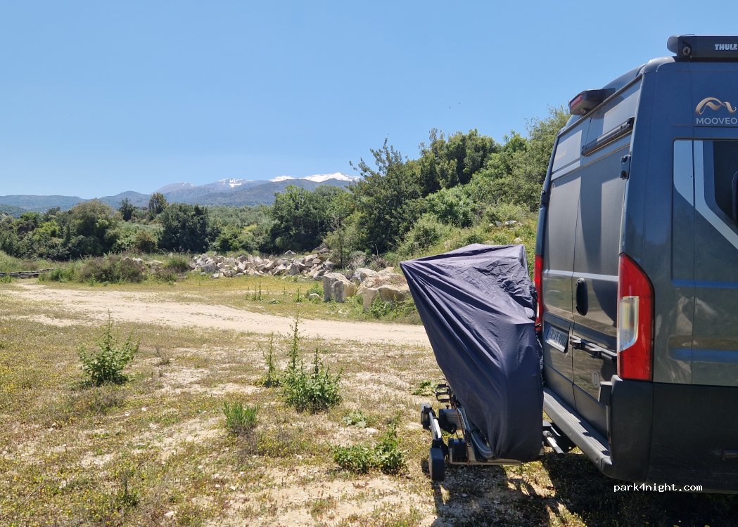 (740 54) Milopotamos - Unnamed road — foto 3