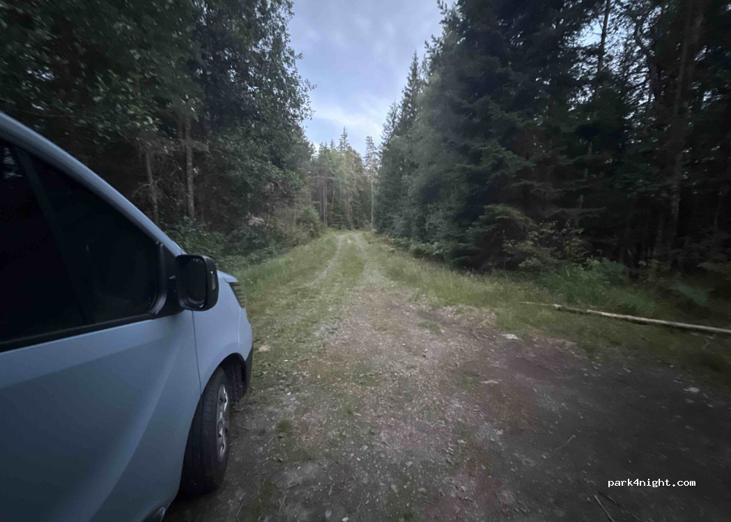 (668 91)  - Unnamed Road — foto 4