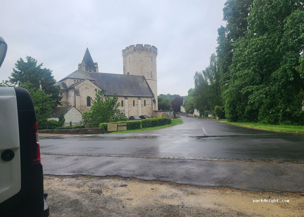 (49350) Gennes-Val-de-Loire - 2 Rue Jean Luc Rapado — foto 2