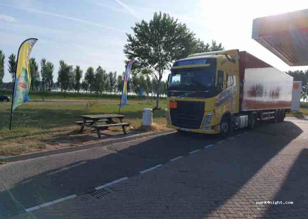 (3255 LH) Oude-Tonge - 59 Rijksweg — foto 2
