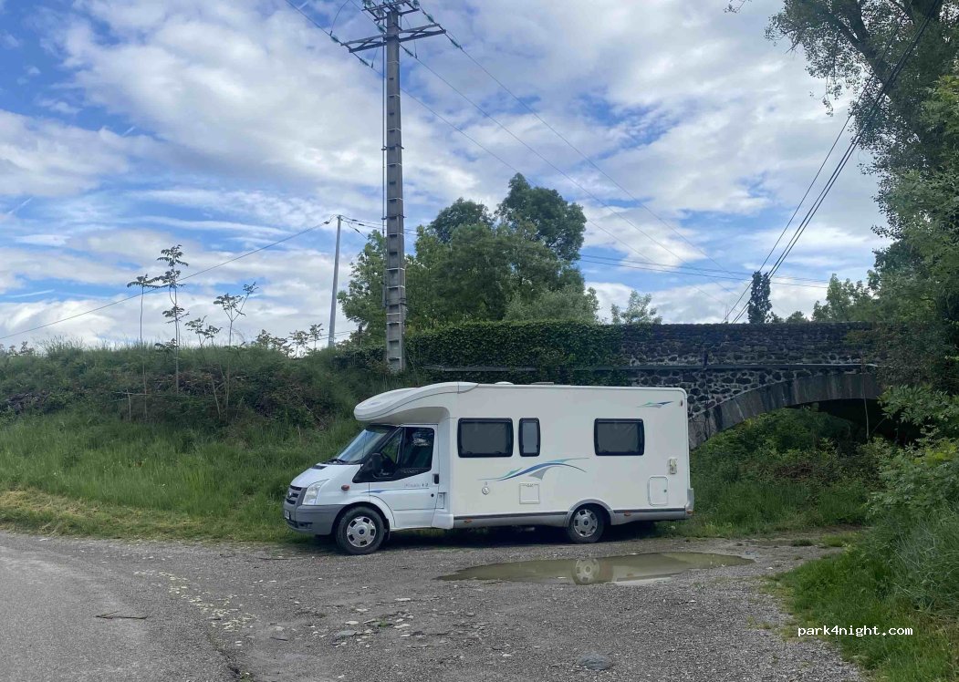 (07170) Villeneuve-de-Berg - 147 Voie de Vernede — foto 2