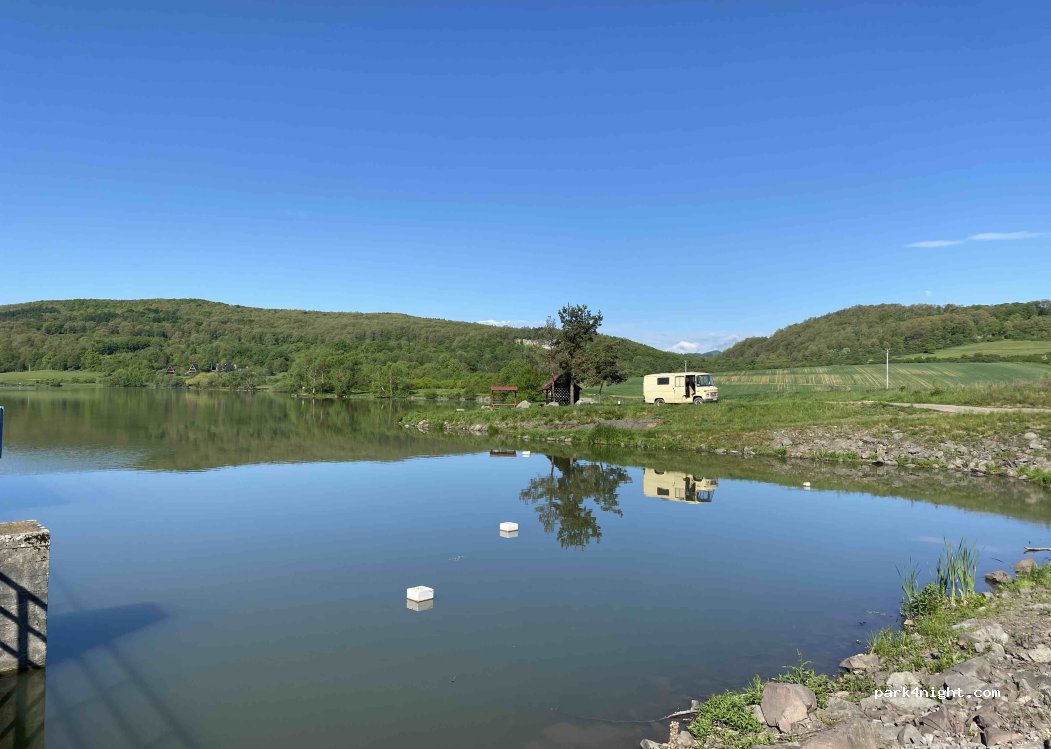 (962 61) Breziny - Unnamed road — foto