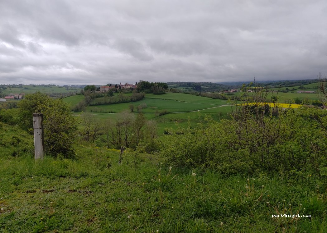 (39250) Doye - Unnamed road — foto