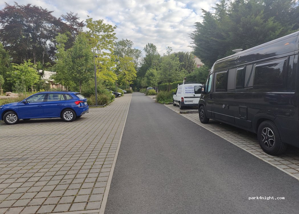 (77400) Lagny-sur-Marne - 13 Avenue du Bras Saint-Père — foto 2