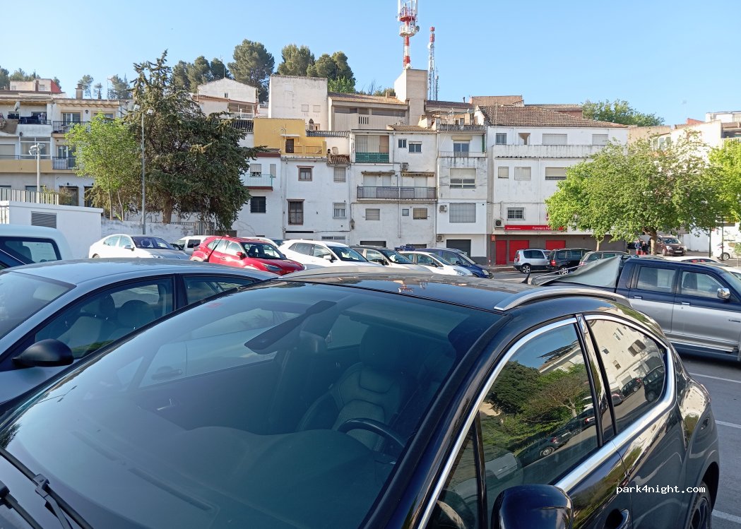(18550) Barriada Primero de Mayo - 5 Calle Faragüit — foto