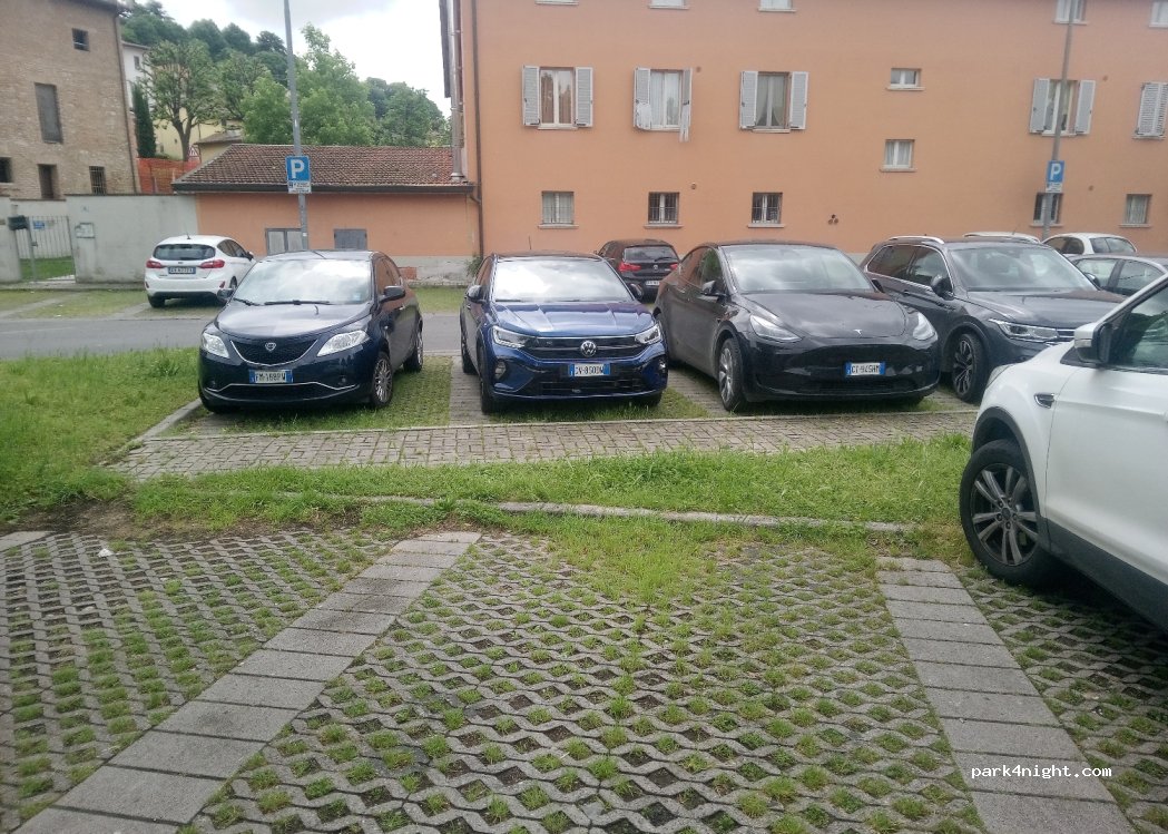 (25018) Montichiari - 10 Via Giuseppe Guerzoni — foto