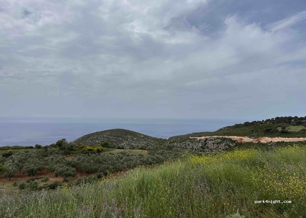 (290 91) Volimes - Unnamed Road — foto