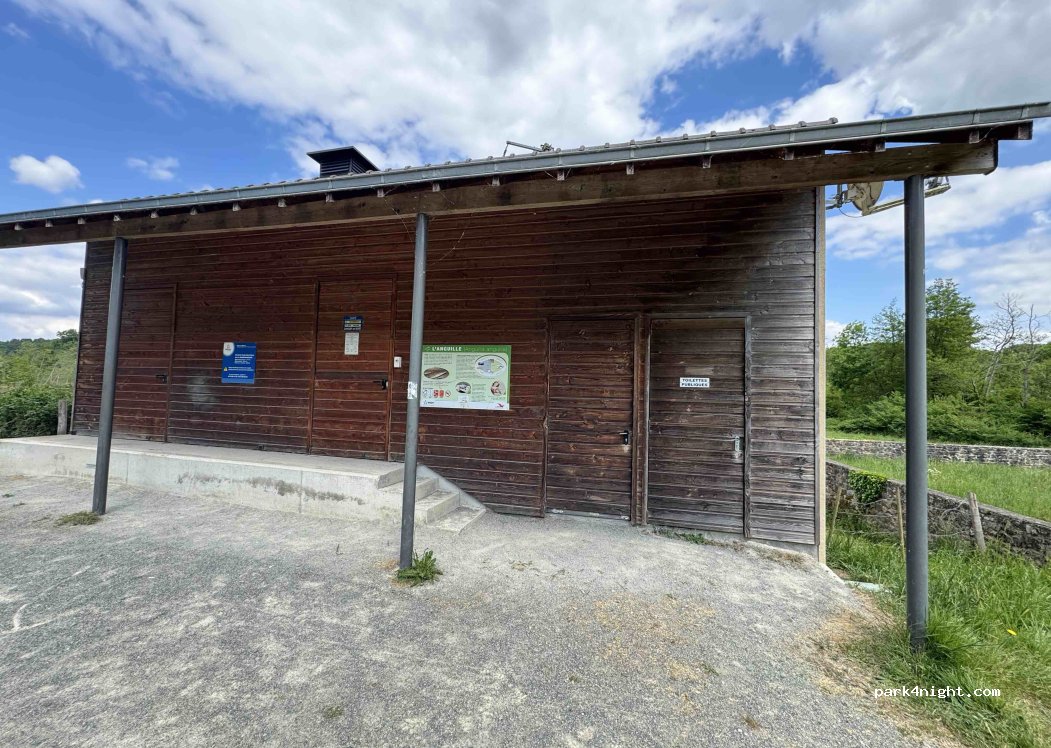(53240) Saint-Jean-sur-Mayenne - 212 Chemin de la Mégnannerie — foto 2