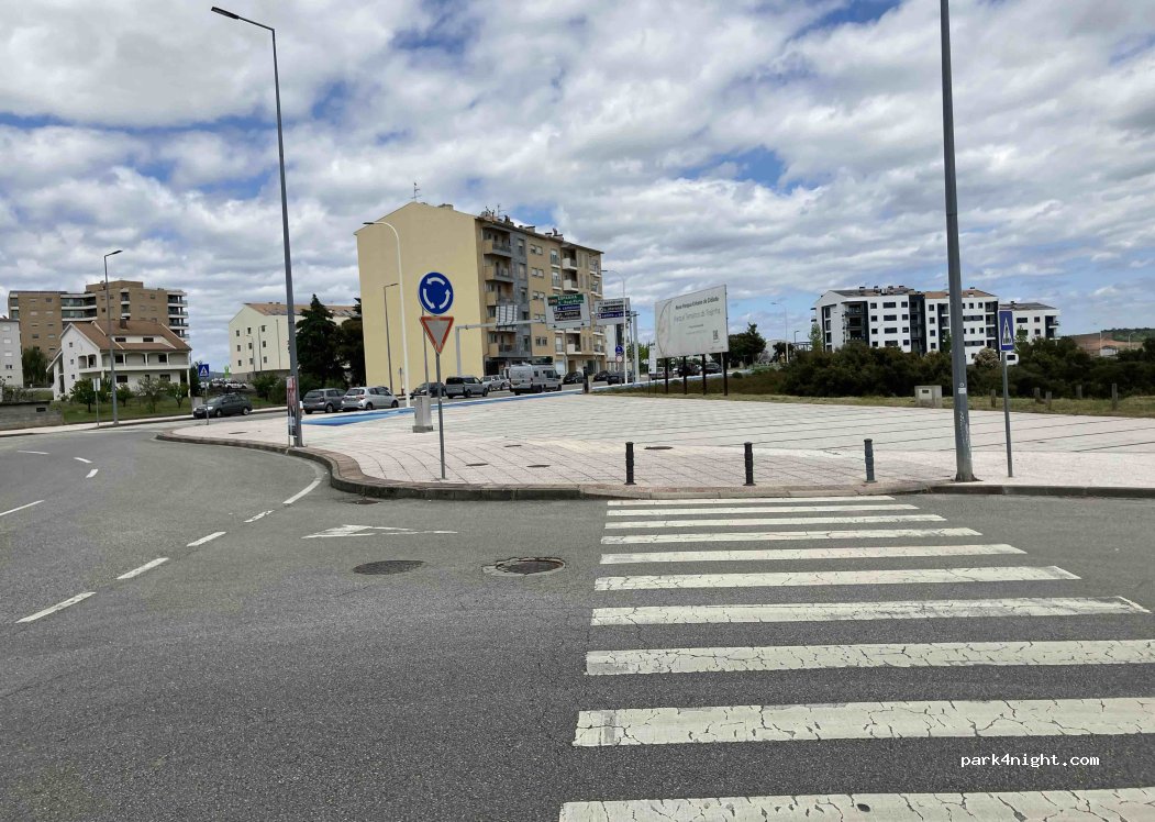 (5300-399) Bragança - 37 N15 — foto
