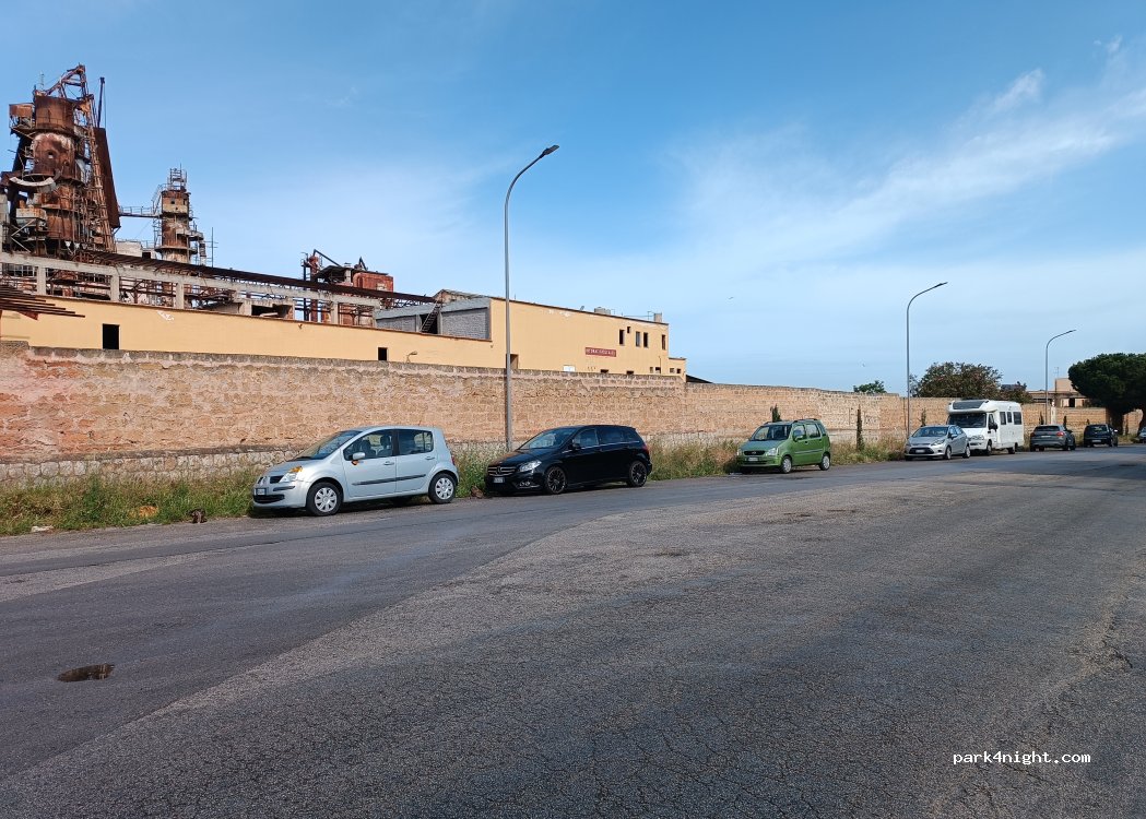(90011) Bagheria - 77 Viale Sant'Isidoro — foto