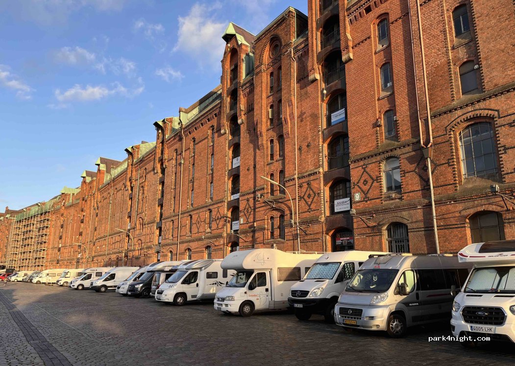 (20457) Hamburg - 6 Pickhuben — foto 3