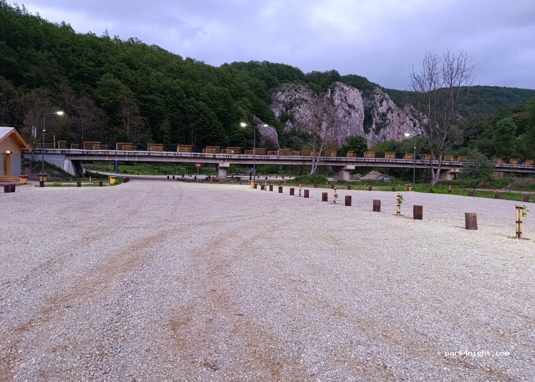 (417615) Vadu Crisului - Unnamed road — foto 2