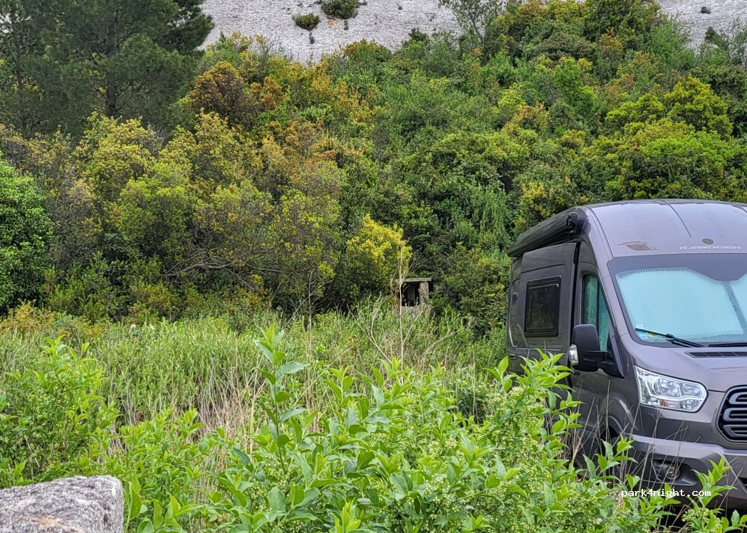 (13520) Les Baux-de-Provence - 1075 Route des Carrières — foto