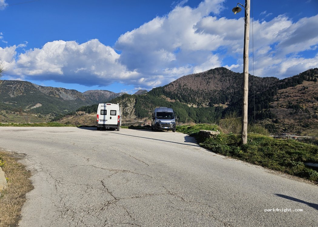 (442 00) Metsovo - Unnamed road — foto 3