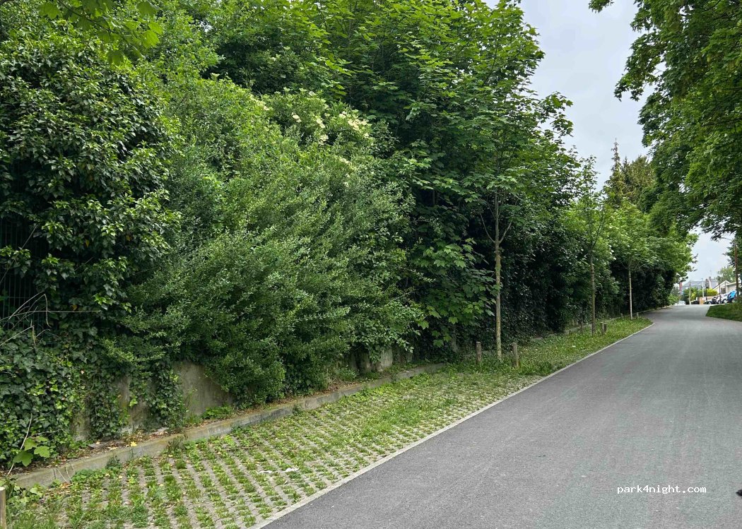 (80090) Amiens - 1 Résidence Mont-Thomas — foto