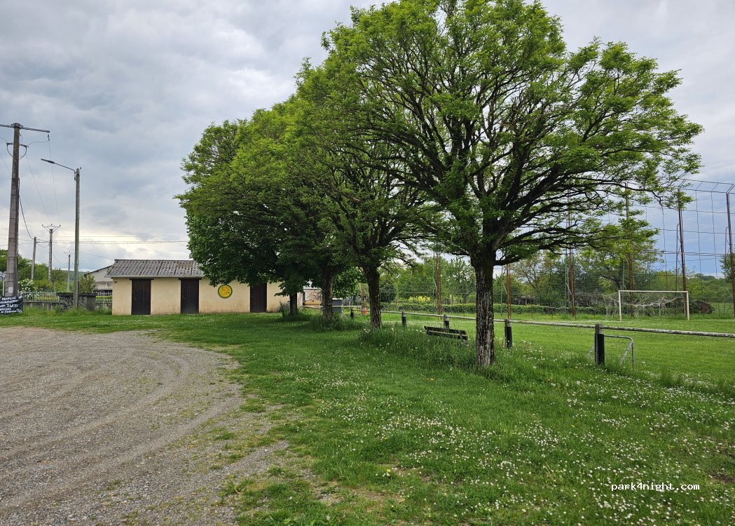(12390) Goutrens - 662 Route de Rignac — foto