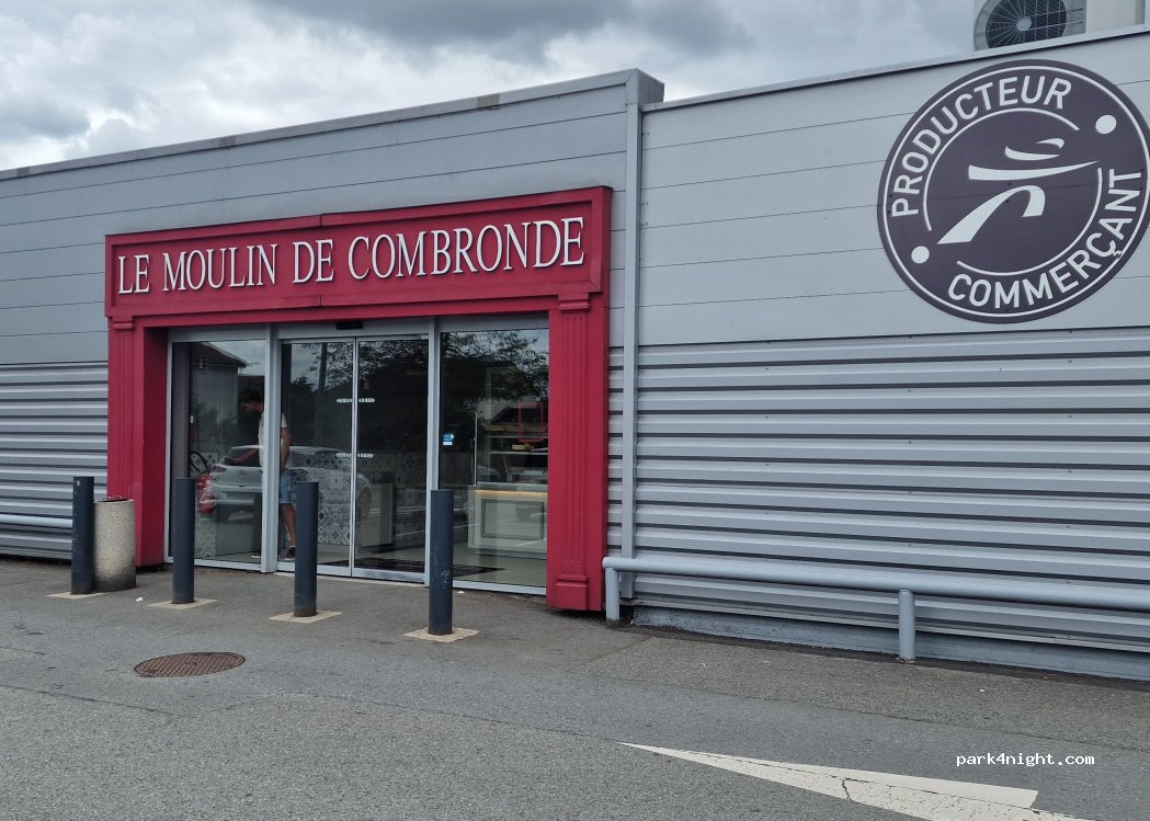 (63460) Combronde - 131 Avenue Etienne Clémentel — foto 2