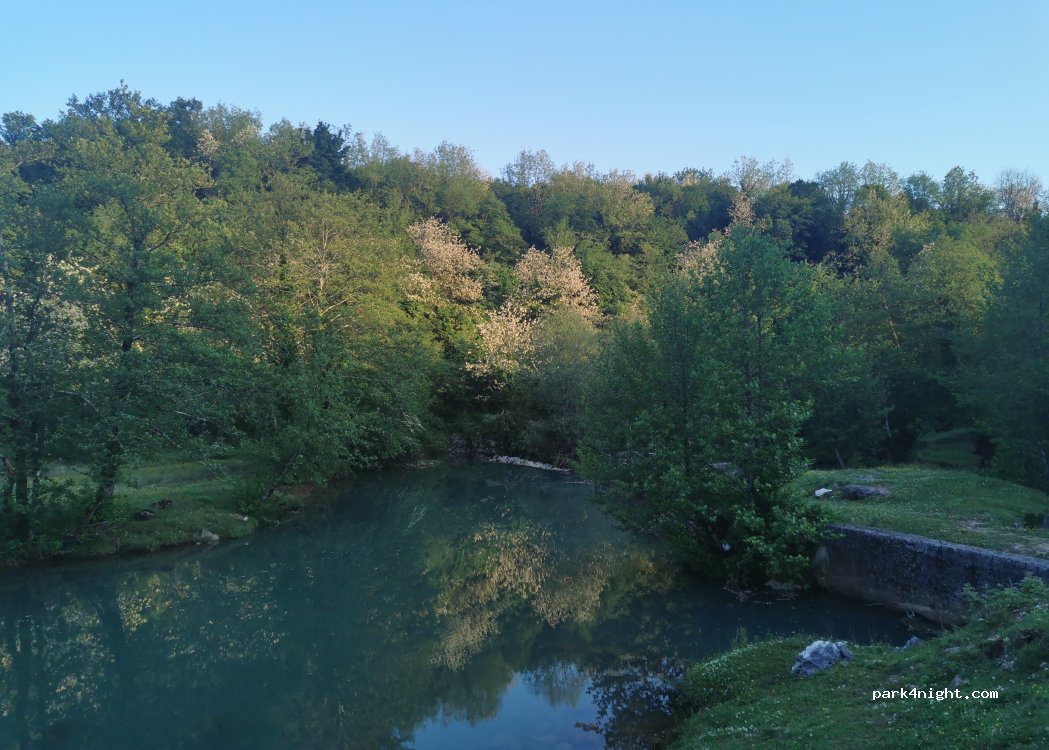 () Kumistavi - — foto
