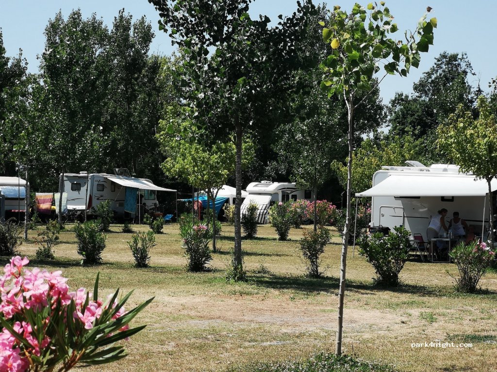 Camping Les Peupliers — foto