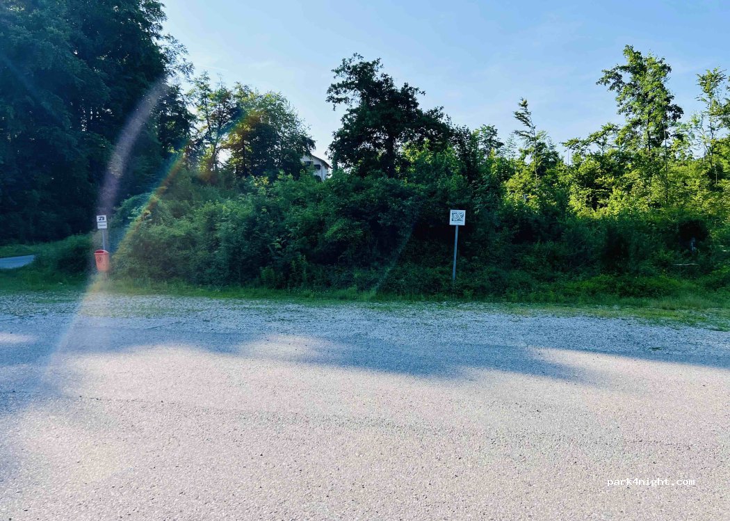 (84518) Garching an der Alz - Unnamed road — foto 2