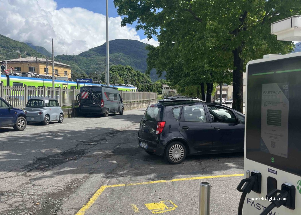 (23017) Morbegno - 12 Via Giovan Battista Martinelli — foto