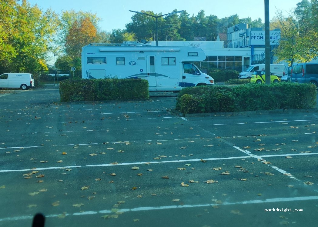 (90571) Schwaig bei Nürnberg - 15 Mittelbügweg — foto 2