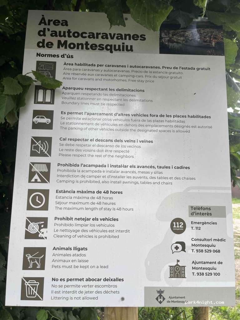 (08585) Montesquiu - 18 Carrer de Santiago Rusiñol — foto 2