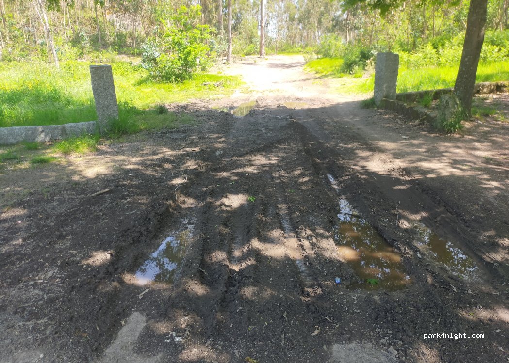 (4805-549) Oleiros - Lg. de São Miguel — foto 4