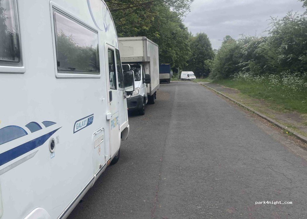(DY10 4AA) Kidderminster - 78 Comberton Road — foto