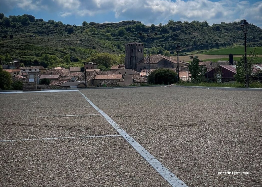 Área de autocaravanas de Santa Gadea del Cid — foto 3