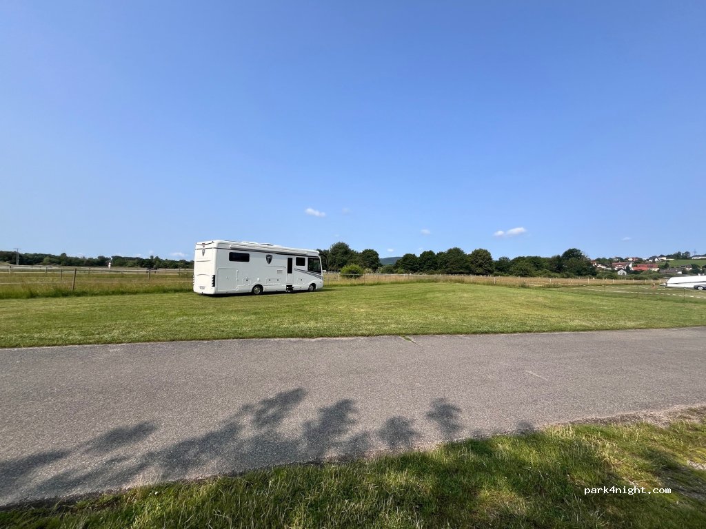 (96215) Lichtenfels - 50 Wöhrdstraße — foto 3