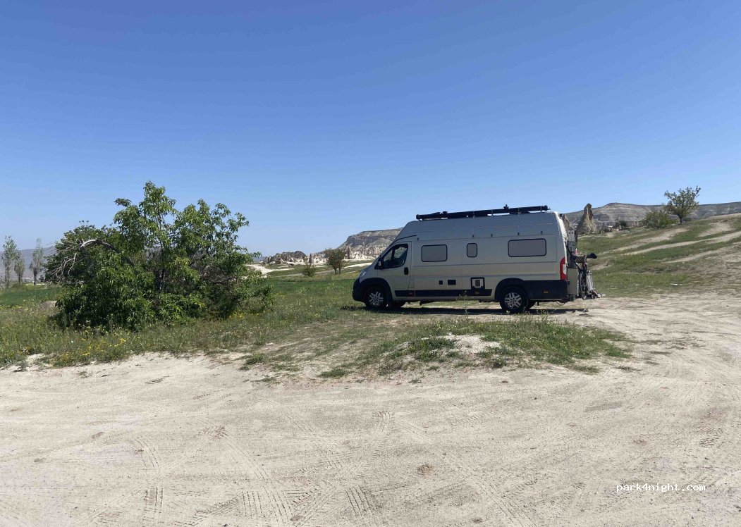 (50180) Göreme - Unnamed Road — foto 2