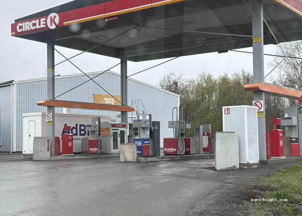 (873 96) Docksta - 53 Dockstavägen — foto