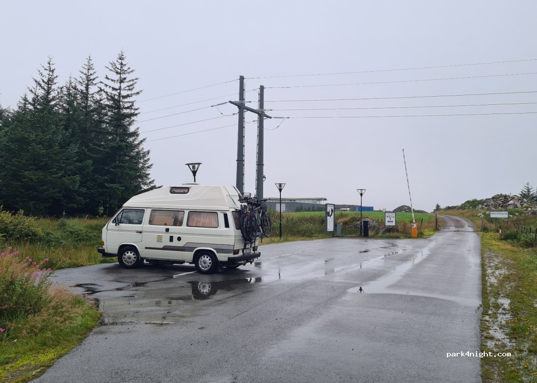 () Helland - Unnamed road — foto