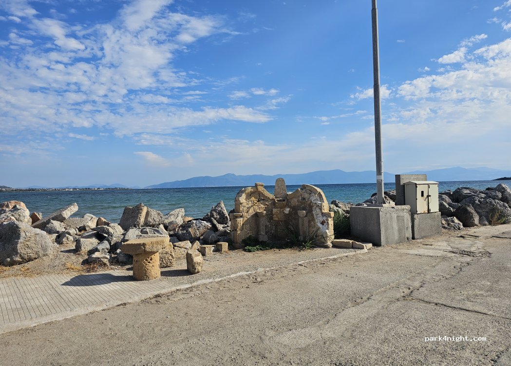 (352 00) Skala - Unnamed Road — foto 4