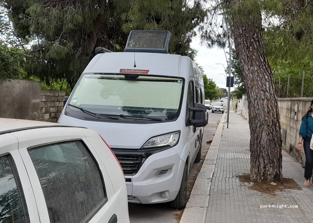 (73100) Lecce - 45 Via San Cesario — foto