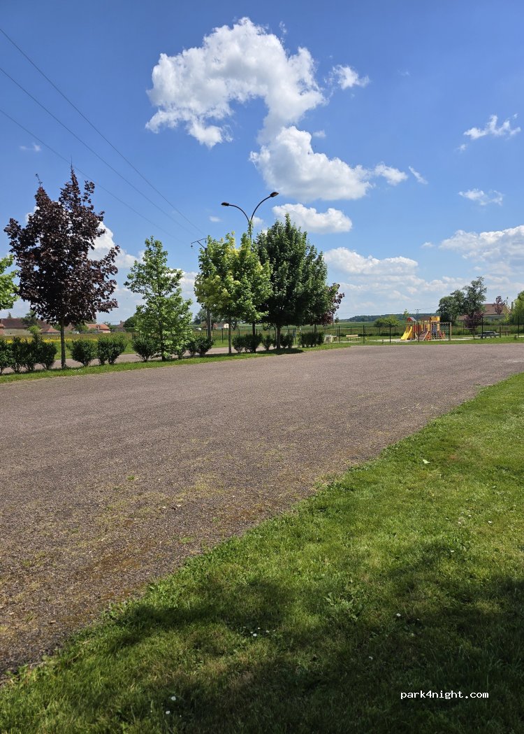 (10130) Chessy-les-Prés - 4 Rue du Moulin Jacotot — foto 2