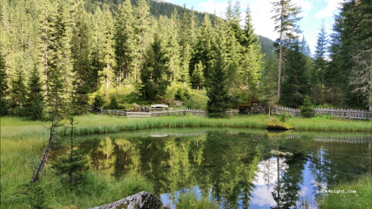 (9932) Innervillgraten - Naturdenkmal Sinkersee — foto
