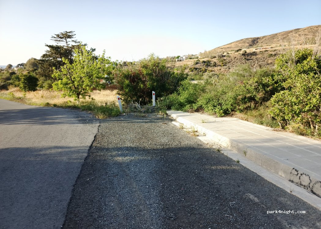 (8870) Pomos - Unnamed road — foto 2