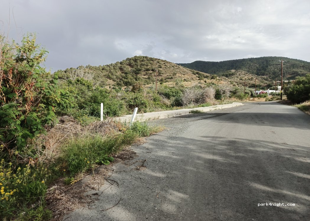 (8870) Pomos - Unnamed road — foto 5