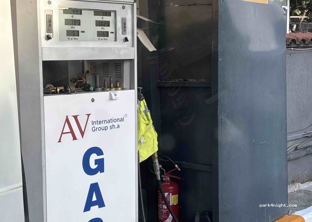 (1001) Korçë - 21 Rruga Gaqo Avrazi — foto