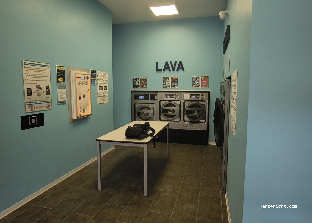 (11100) Aosta - 76/b Corso Ivrea — foto
