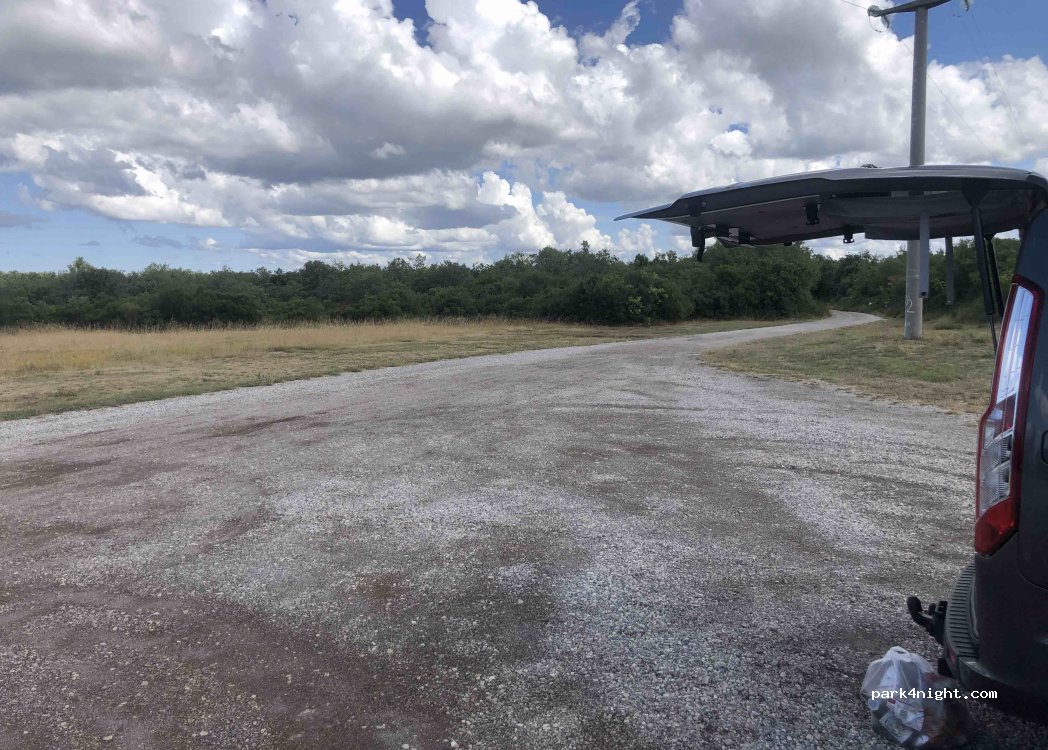 (52215) Gajana - Unnamed road — foto 3
