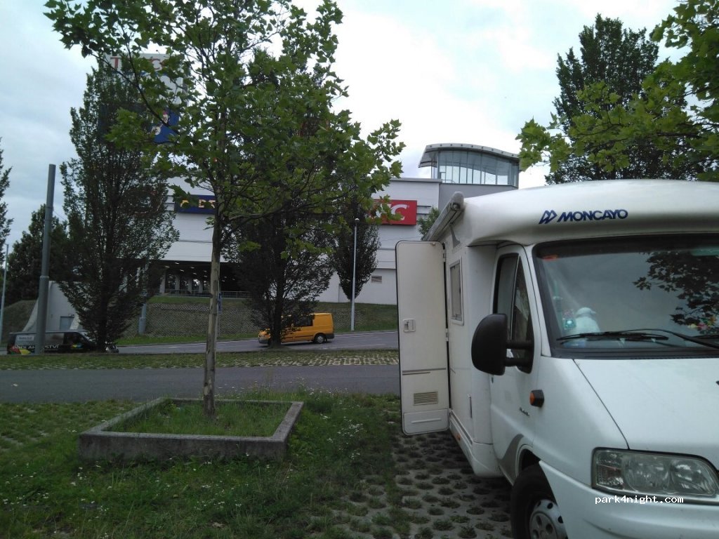 (312 00) Pilsen - 112 Rokycanská — foto
