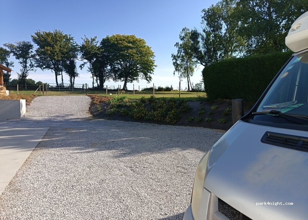 (02500) Any-Martin-Rieux - 5 Rue des Joncquois — foto 3