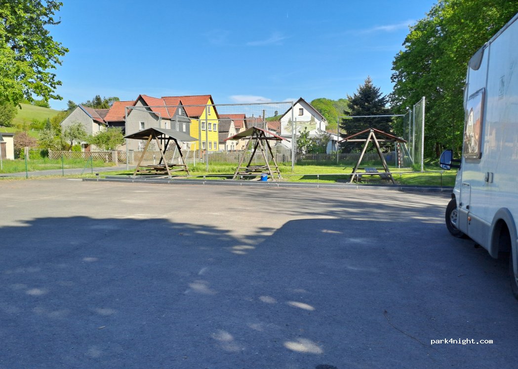 (07646) Kleinebersdorf - 1 Dorfstraße — foto